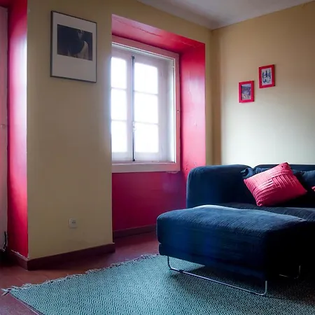 Apartament Parreiras Flat *